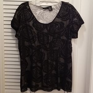 RQT Woman Black sheer rose print top